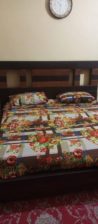 Wooden Full Bed Set for Sale