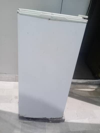 one door frigh condition is Good contact 03142123621