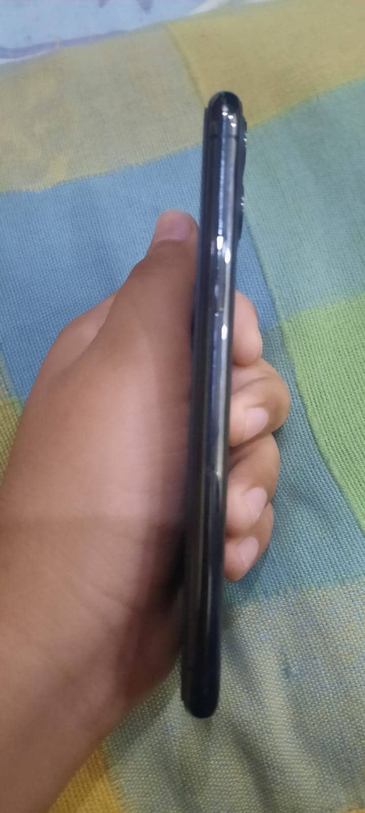 Apple iPhone 11 Pro 3