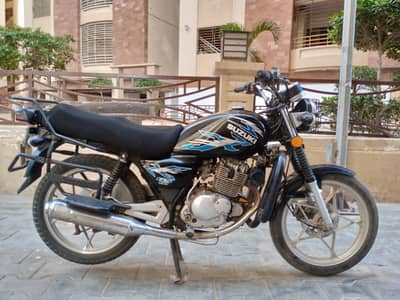 suzuki GS 150 SE model 2021
