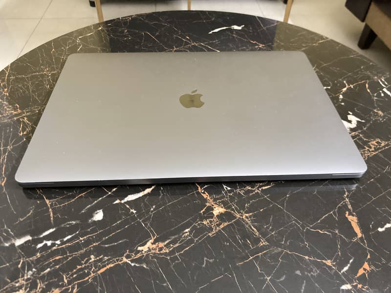 Macbook Pro 16