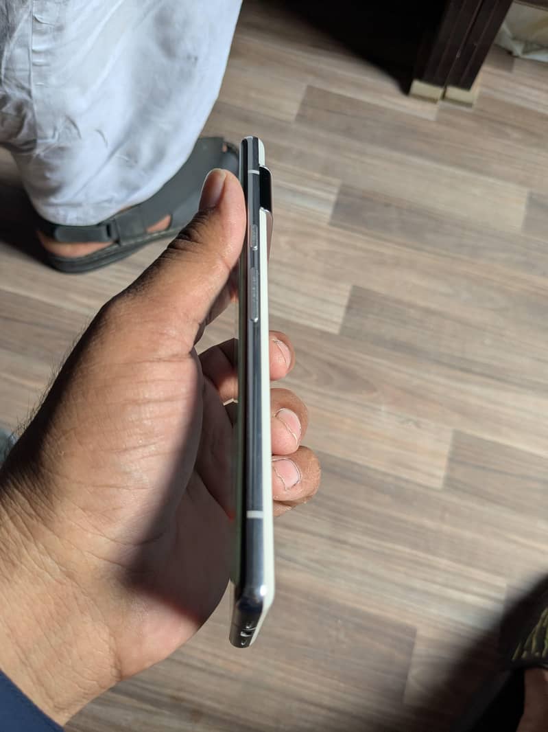 Google Pixel 6 Pro 2