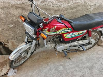Honda cd 70 2023