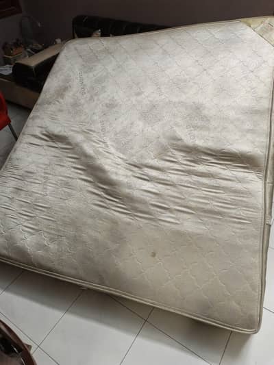 Old Spring Mattress for sale Qasimabad