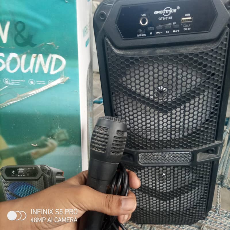 NEW WIRELESS SPEAKER EITH MIC 0