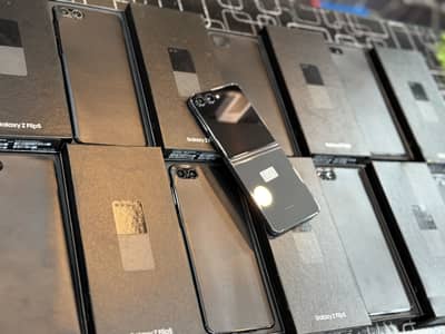 Samsung  Z Flip 5