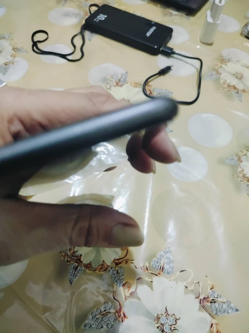 Apple iPhone 8 Plus 5