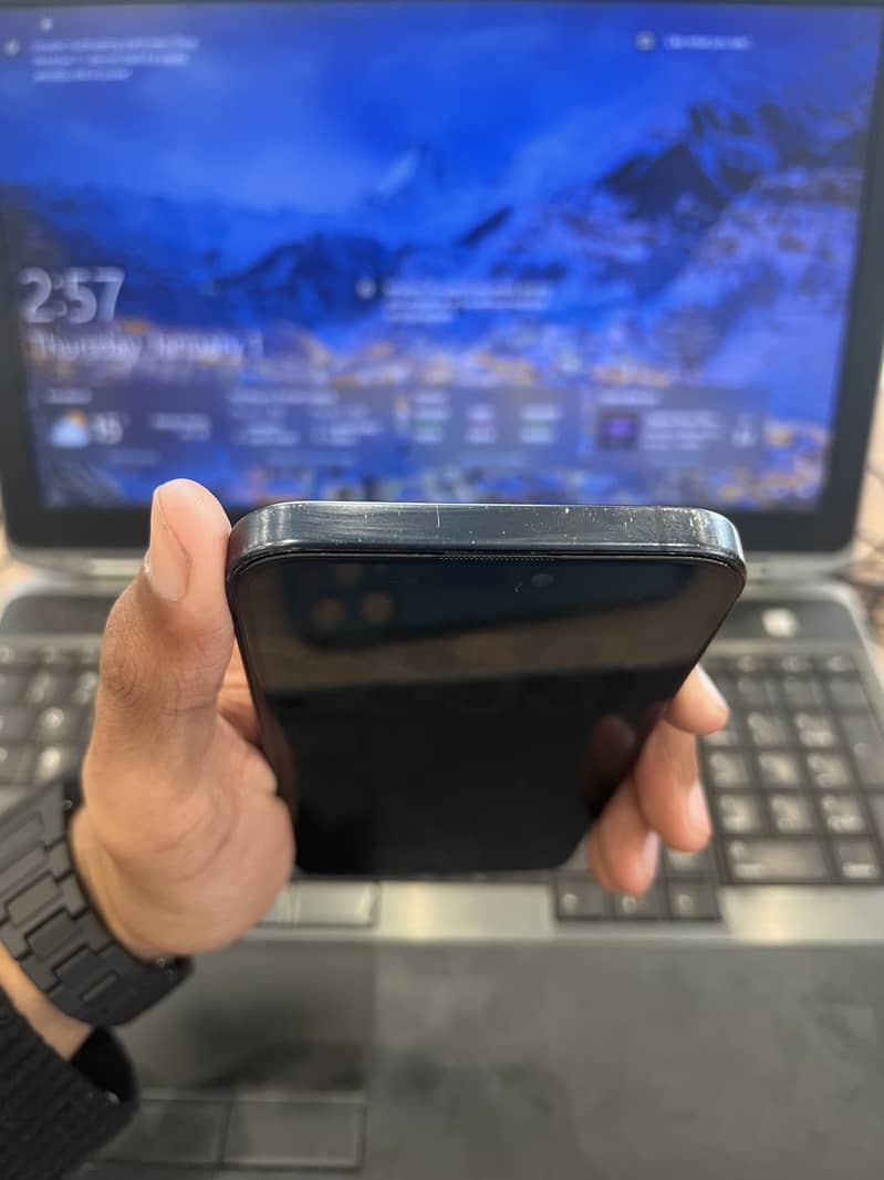 IPHONE 15PRO MAX JV 3
