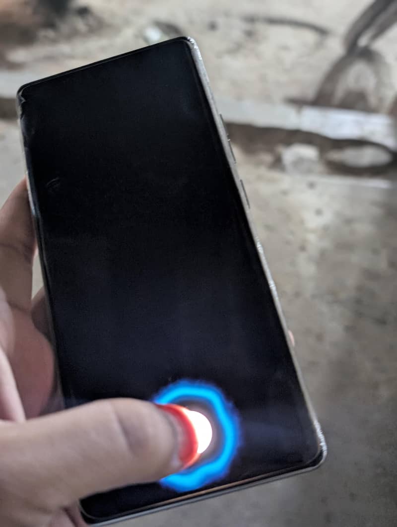 Tecno CAMON 40 Pro 6