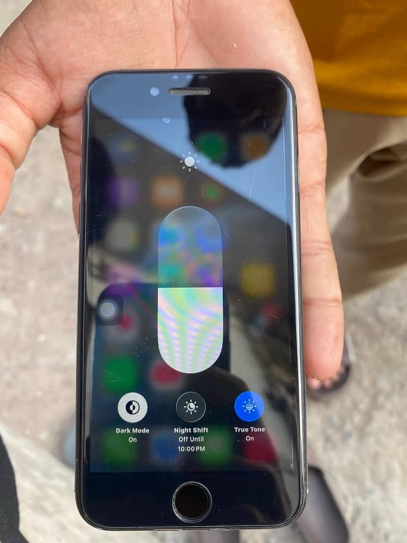iPhone SE2020 6