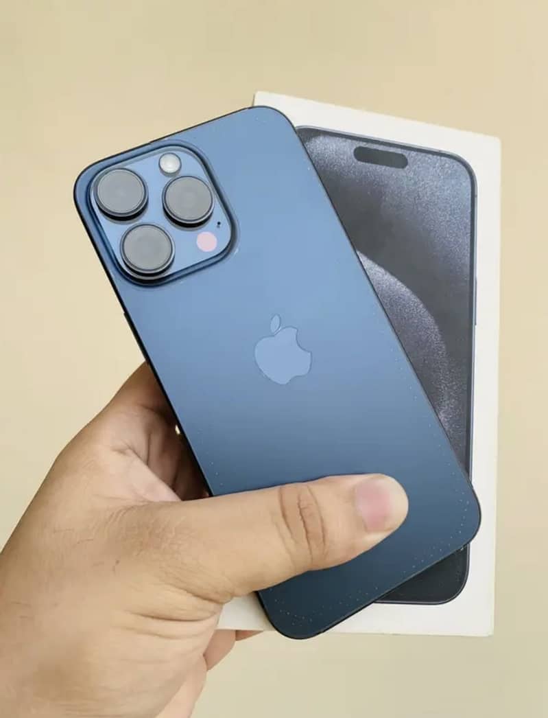 Apple iPhone 15 Pro Max 11