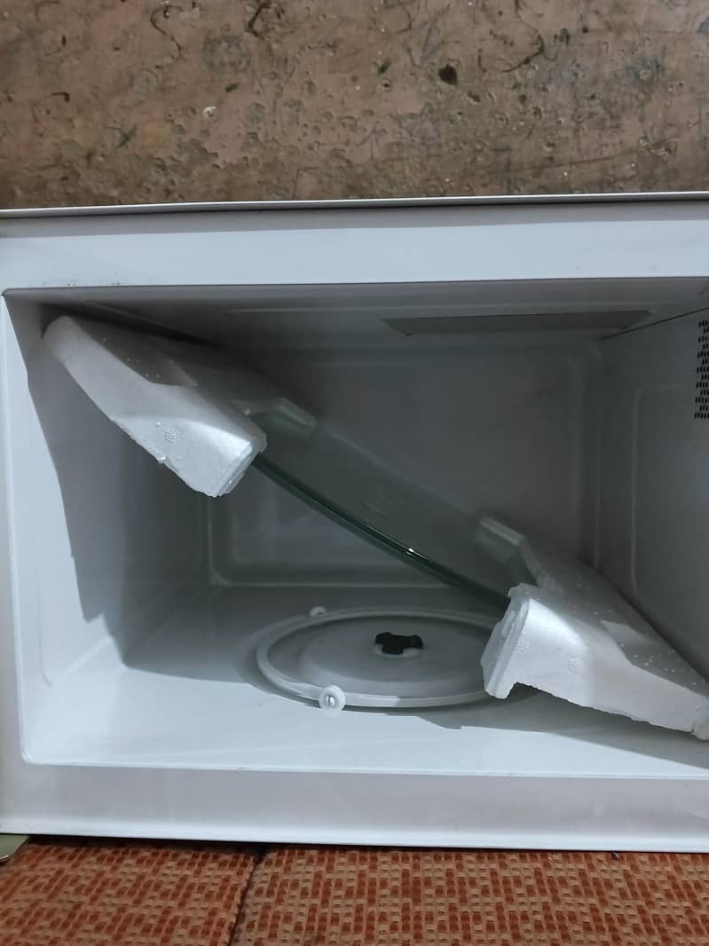 waves microwave 8 function 39 ltr large 2