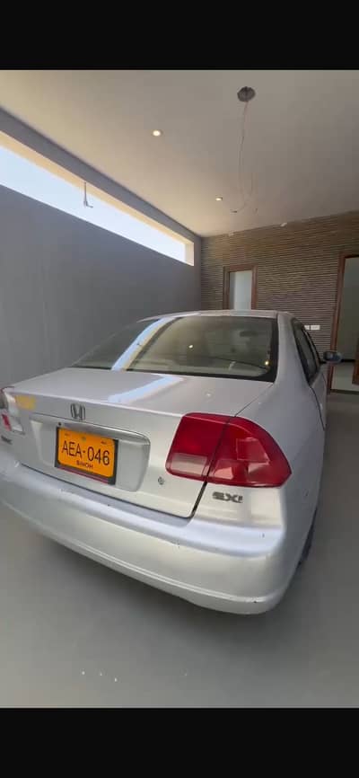 Honda Civic EXi 2002