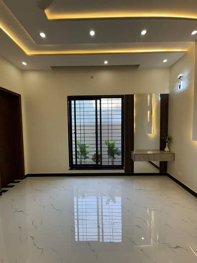 6 Marla Most Beautiful House for rent in Bismillah Housing scheme phase 1