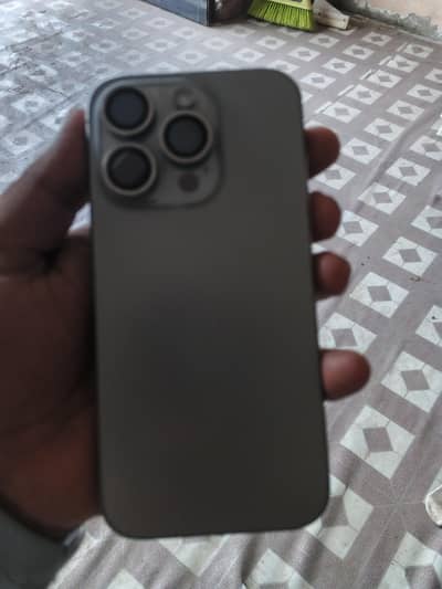 Apple iPhone 15 Pro