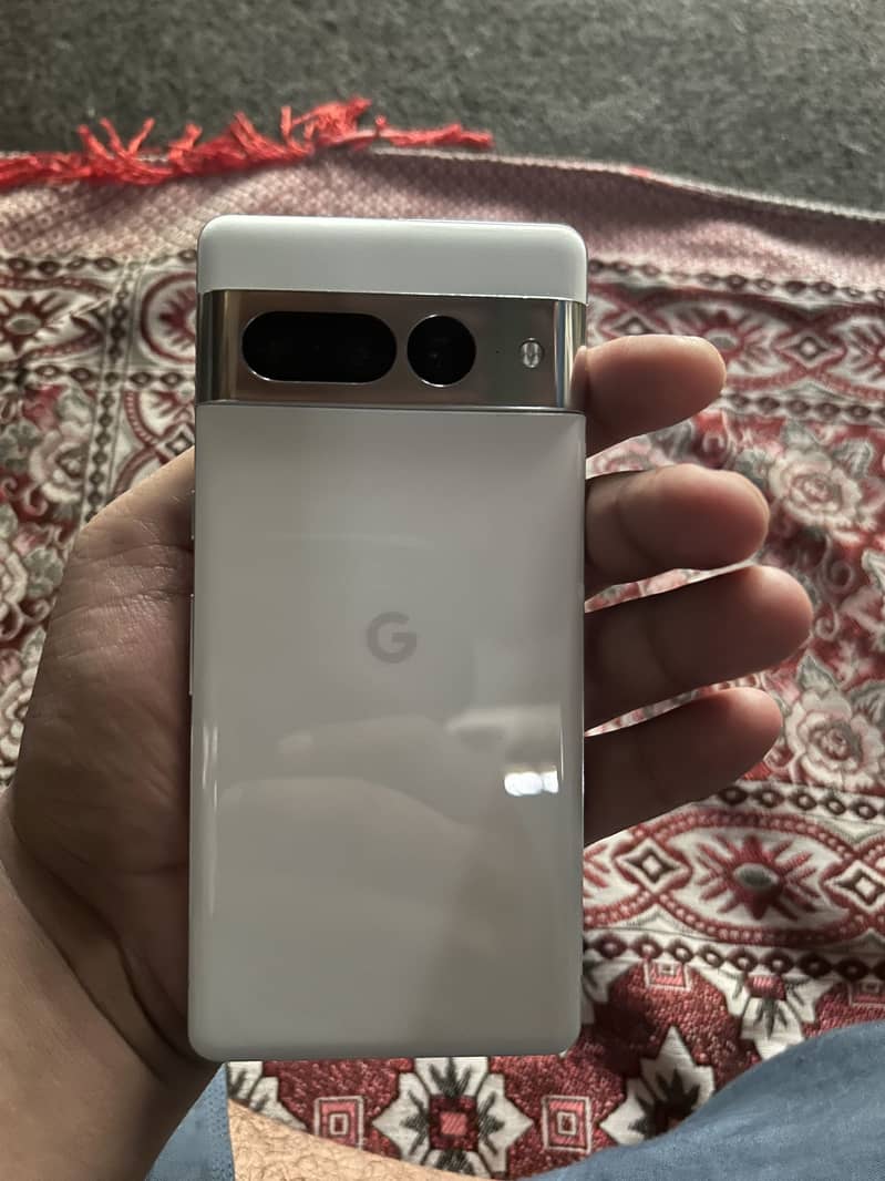 Google Pixel 7 Pro 2