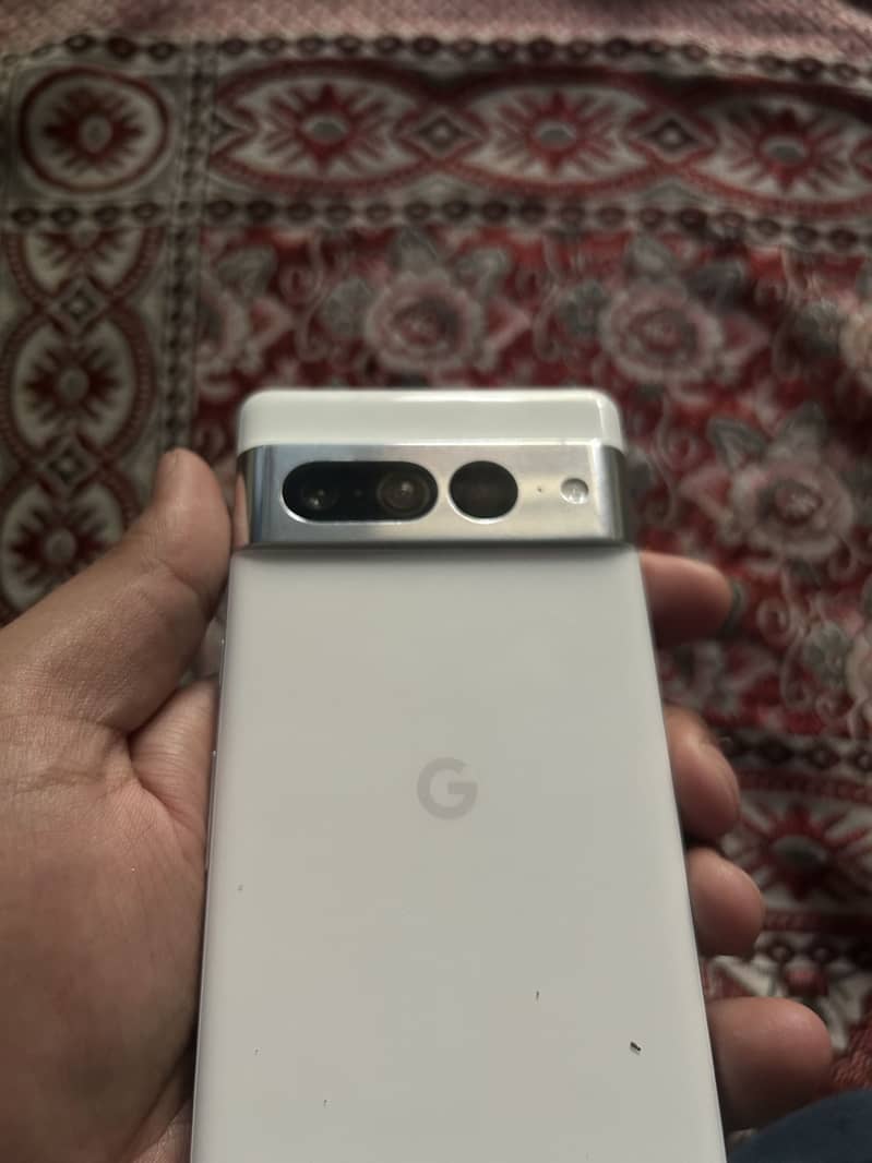 Google Pixel 7 Pro 4