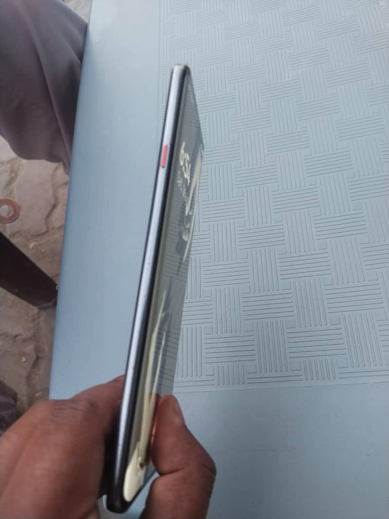 Tecno CAMON 40 Pro 2