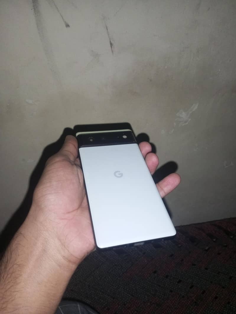 Google Pixel 6 0