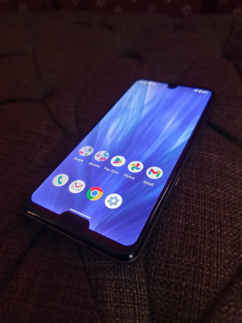 Sharp Aquos R3 2