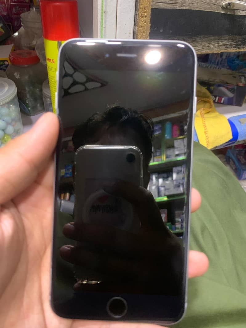 Apple iPhone 6 Plus 2