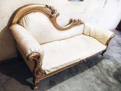 Deewan good condition for urgent sale