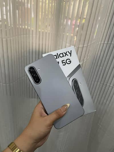 Samsung Mobile A17