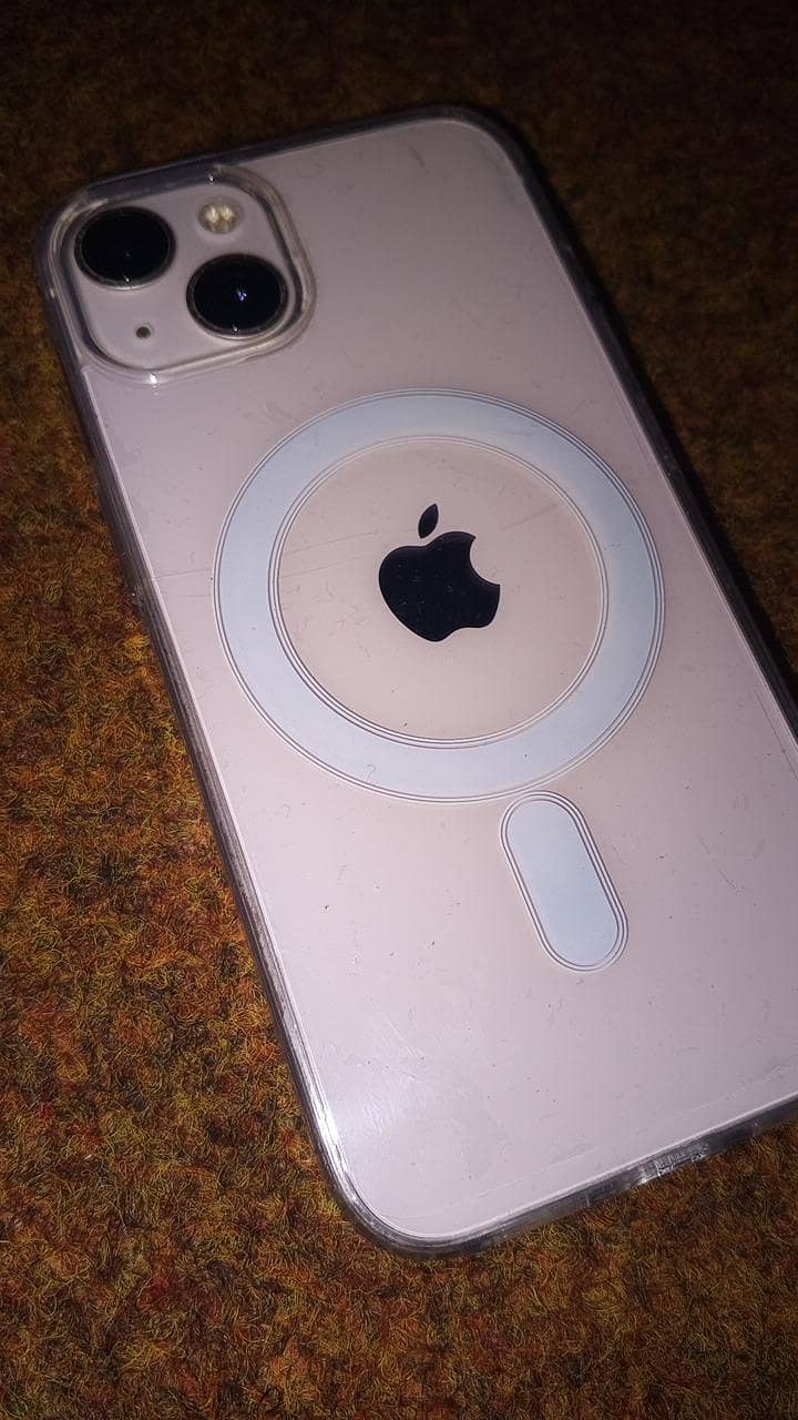 Apple iPhone 13 0