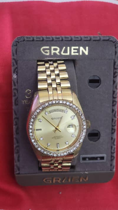 Gruen Crystal Embellish Vintage 1874 President Style 3AMT