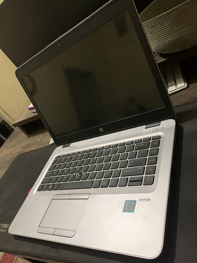 Hp elitebook 840 G3 Core-i5-6th-genration 8/256 ssd