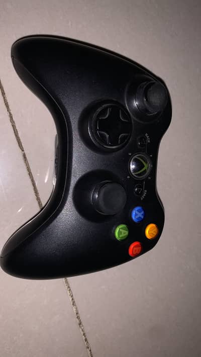 Xbox 360 slim controller (Black) with charger