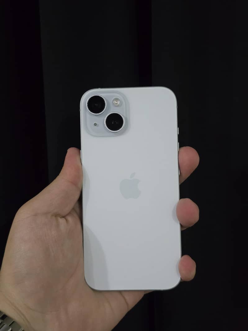 Apple iPhone 15 3