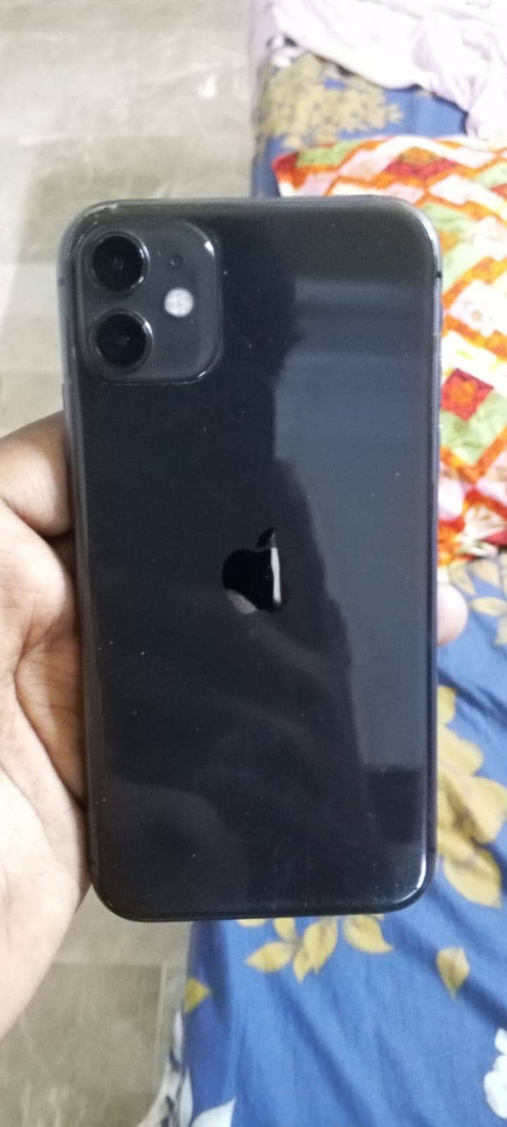 Apple iPhone 11 3