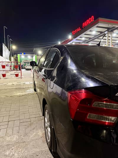Honda City 1.5 Aspire IVTEC 2016 For Sale (TOTAL GENUINE CONDITION)