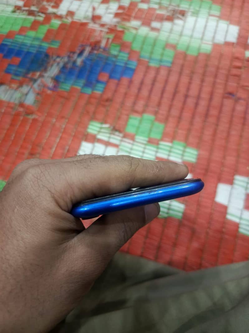 Tecno spark 4 7