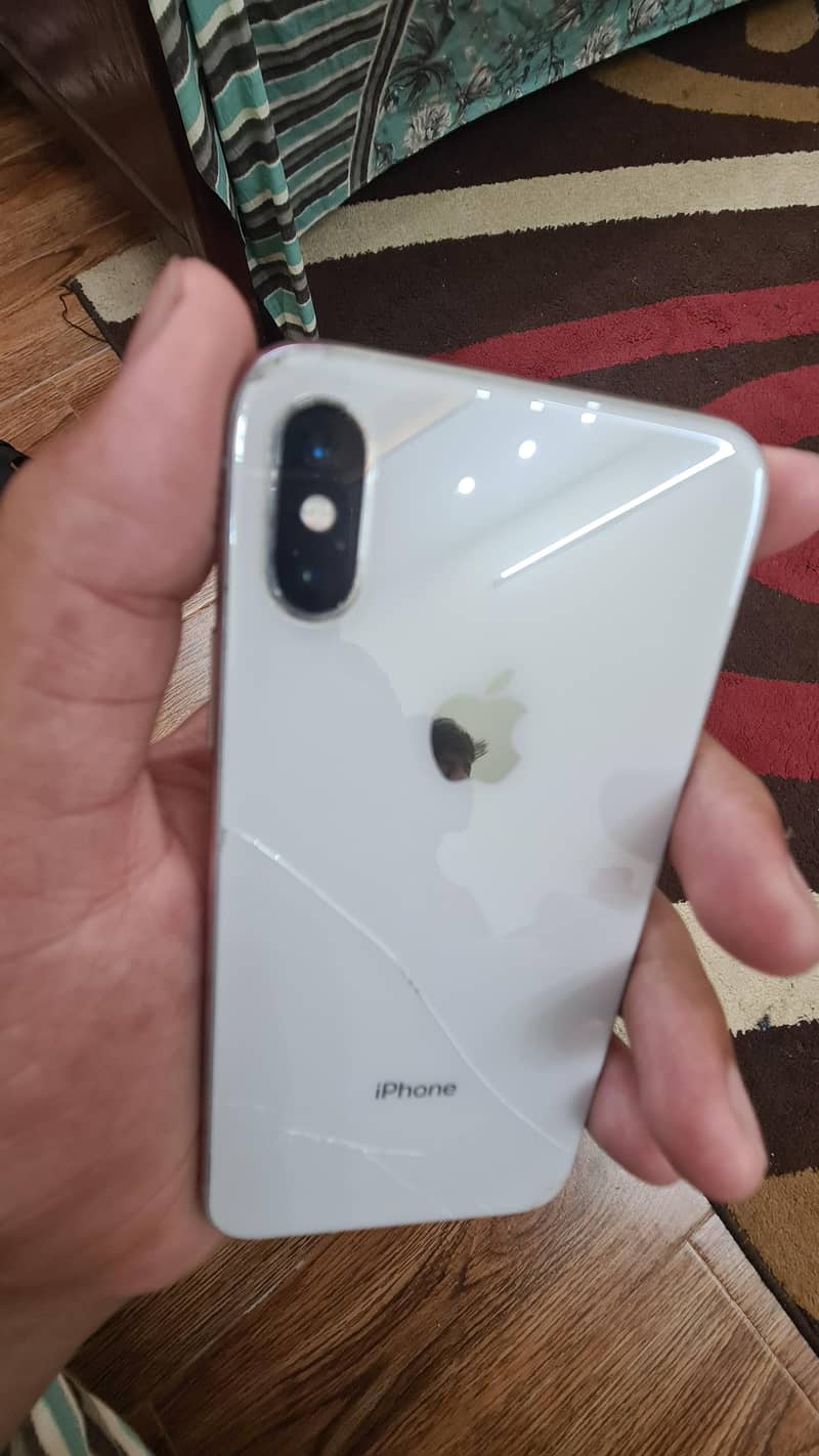 Apple iPhone X 4