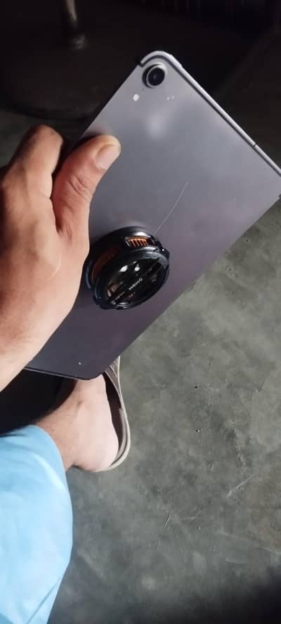 I pad pro 2018 256gb full hawi pubg 120 FPS ka sath ha