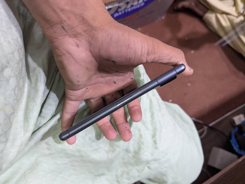 Google Pixel 7 4