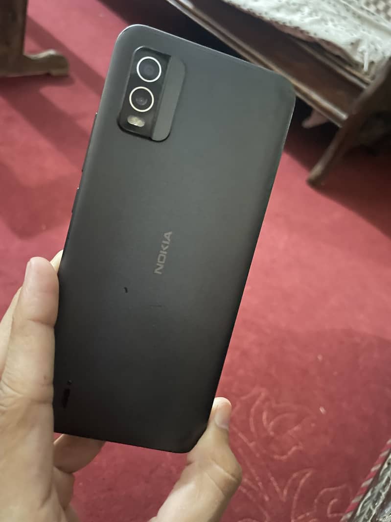 Nokia C210 0