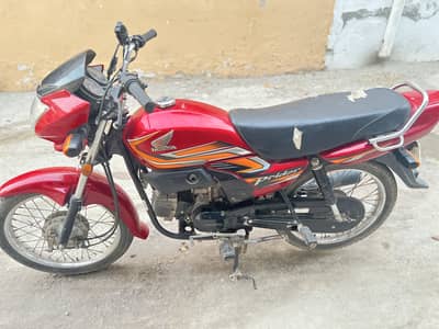 Used bike for sale condition 10/10 all genioun