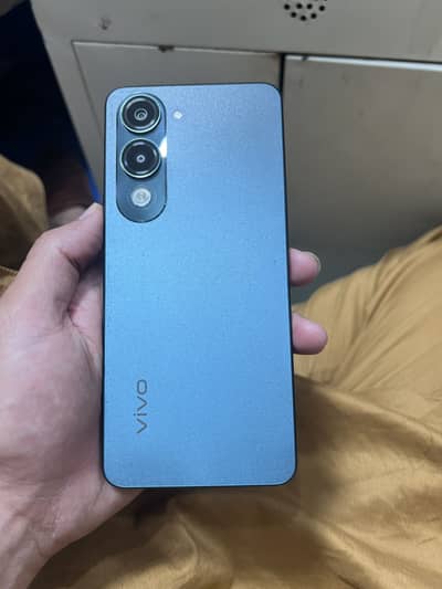 ViVo Y04