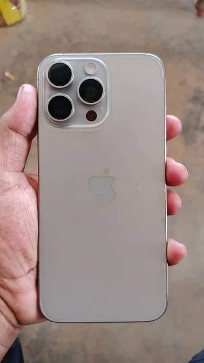 Apple iPhone 15 Pro Max 256 gb natural titanium
