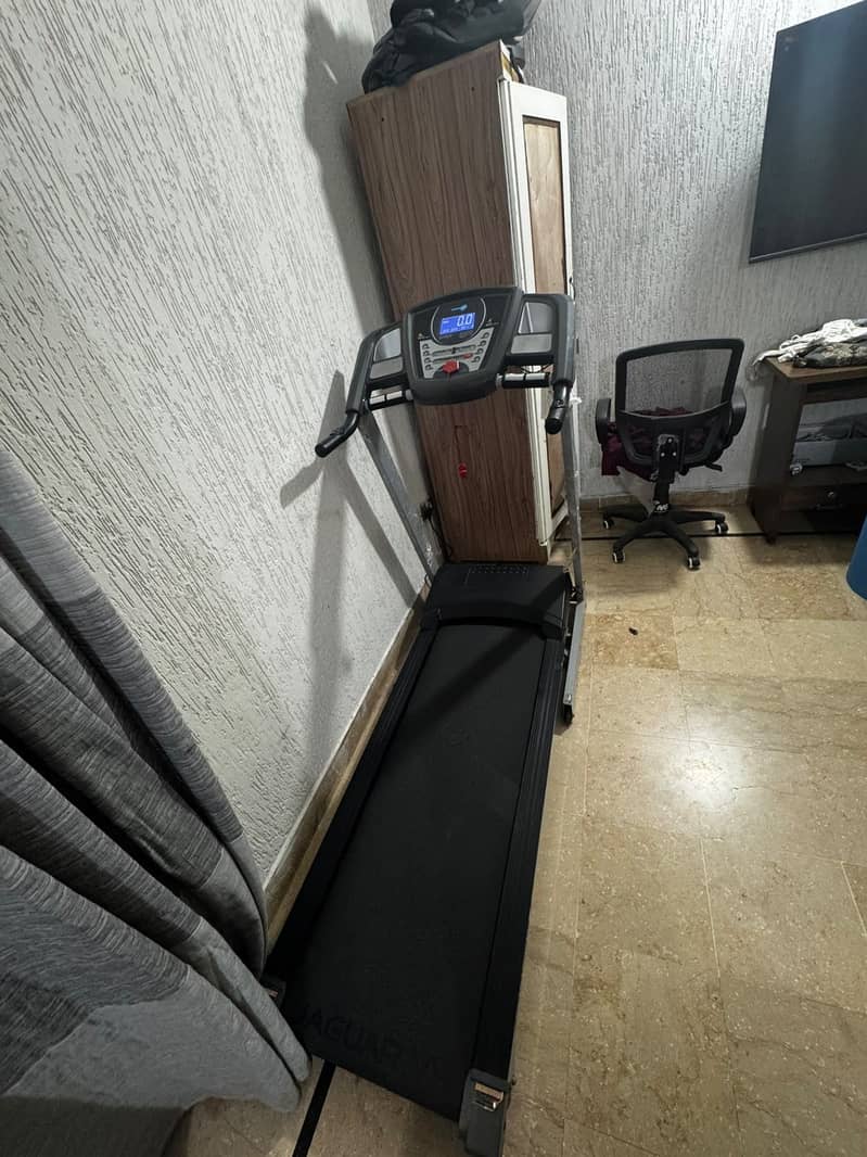 Electric treadmill 4