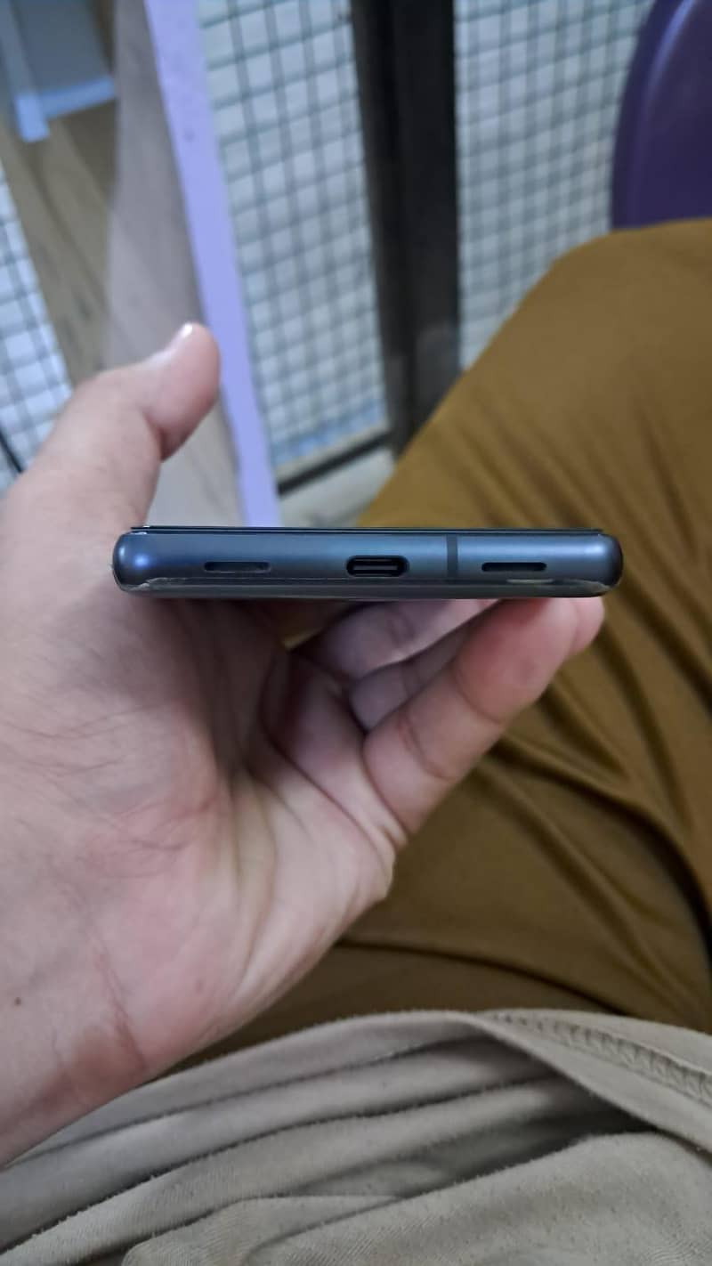 Google Pixel 7a 3