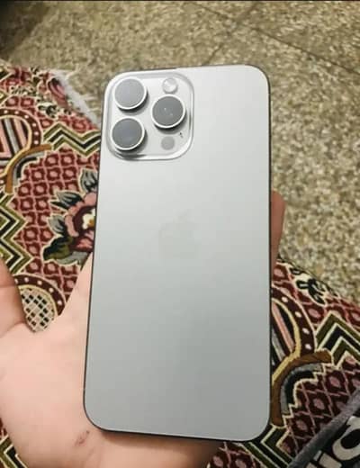 Apple iPhone 15 Pro Max