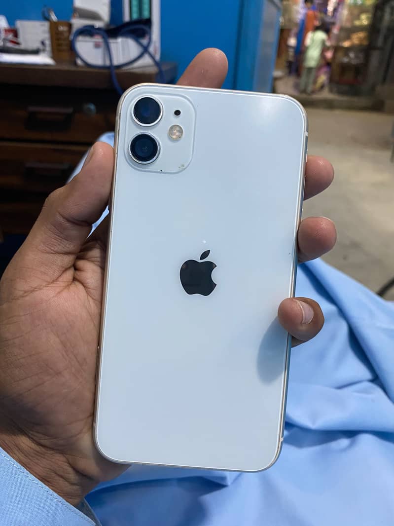 Apple iPhone 11 1