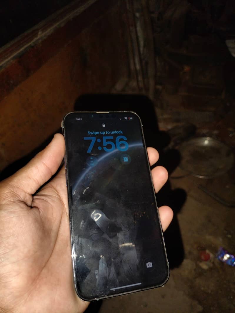 Apple iPhone 13 Pro 2