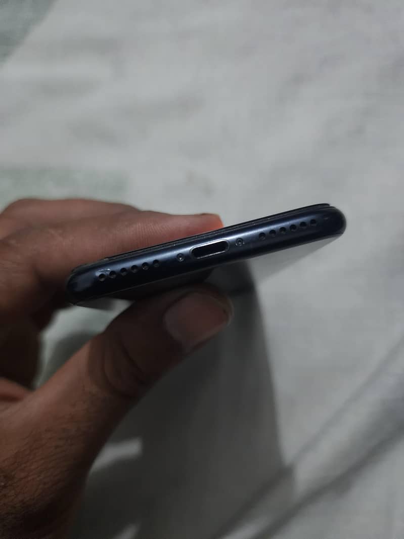 Apple iPhone SE 4