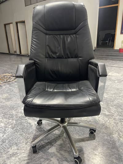 Executive chair