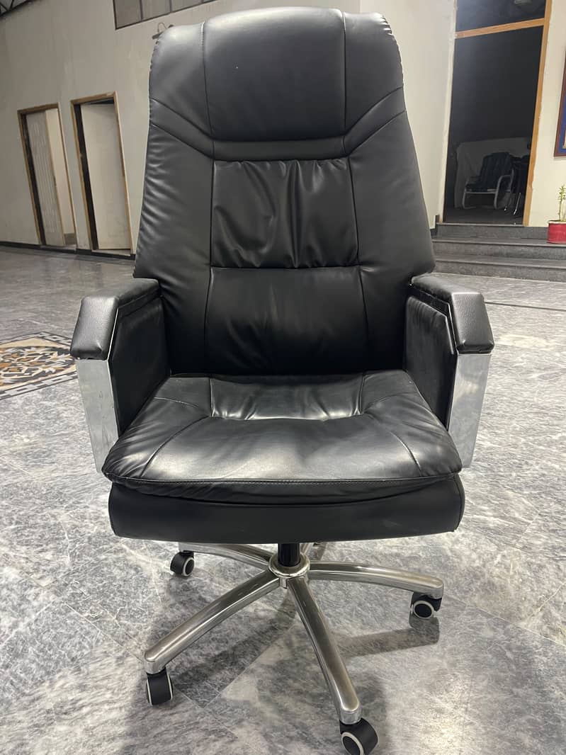 Executive chair 0